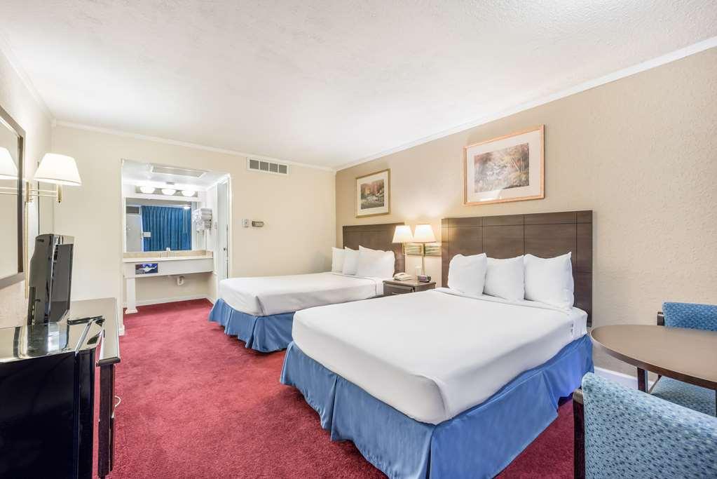 Americas Best Value Inn St. Joseph At I-29 חדר תמונה