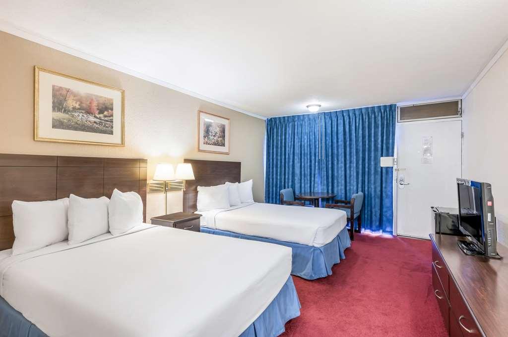 Americas Best Value Inn St. Joseph At I-29 חדר תמונה