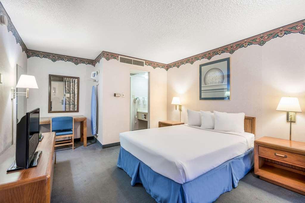 Americas Best Value Inn St. Joseph At I-29 חדר תמונה