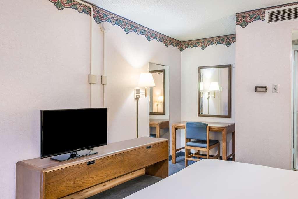 Americas Best Value Inn St. Joseph At I-29 חדר תמונה