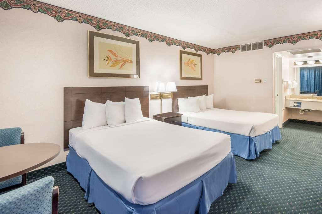 Americas Best Value Inn St. Joseph At I-29 חדר תמונה