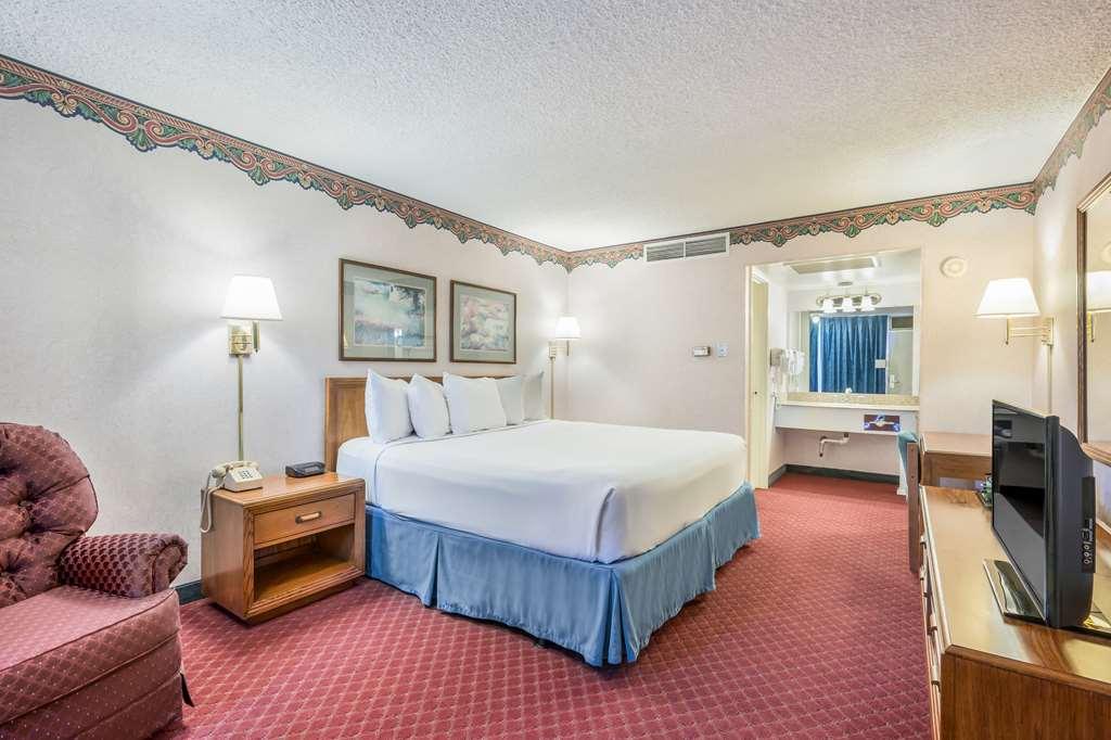 Americas Best Value Inn St. Joseph At I-29 חדר תמונה