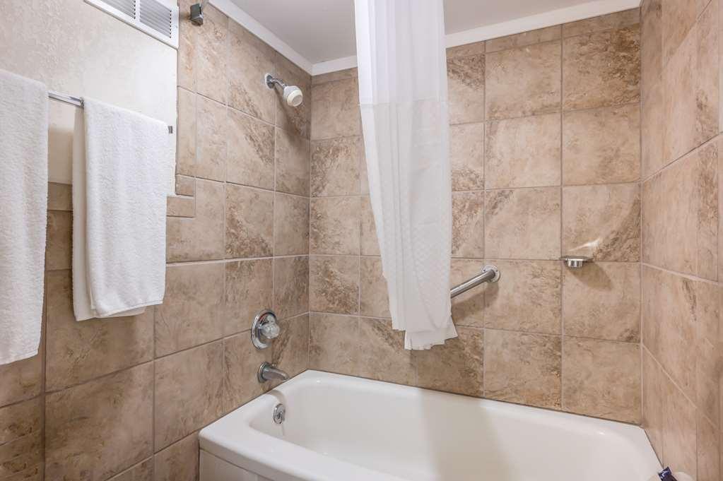 Americas Best Value Inn St. Joseph At I-29 מראה חיצוני תמונה