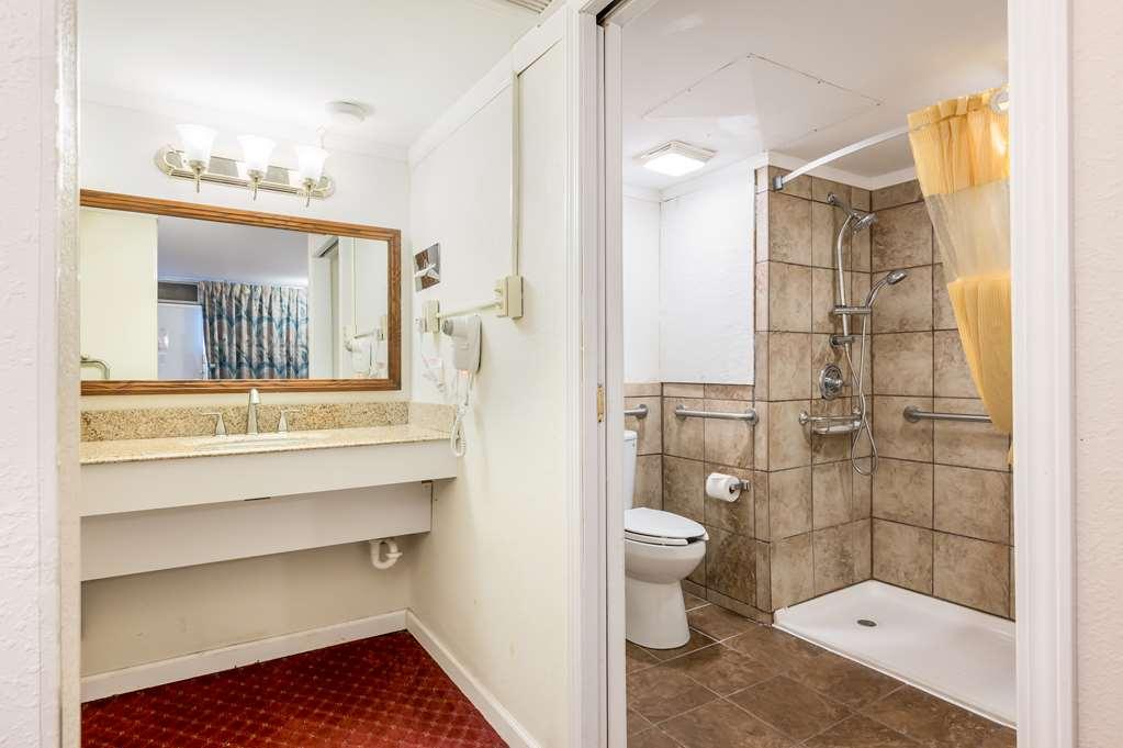 Americas Best Value Inn St. Joseph At I-29 מראה חיצוני תמונה