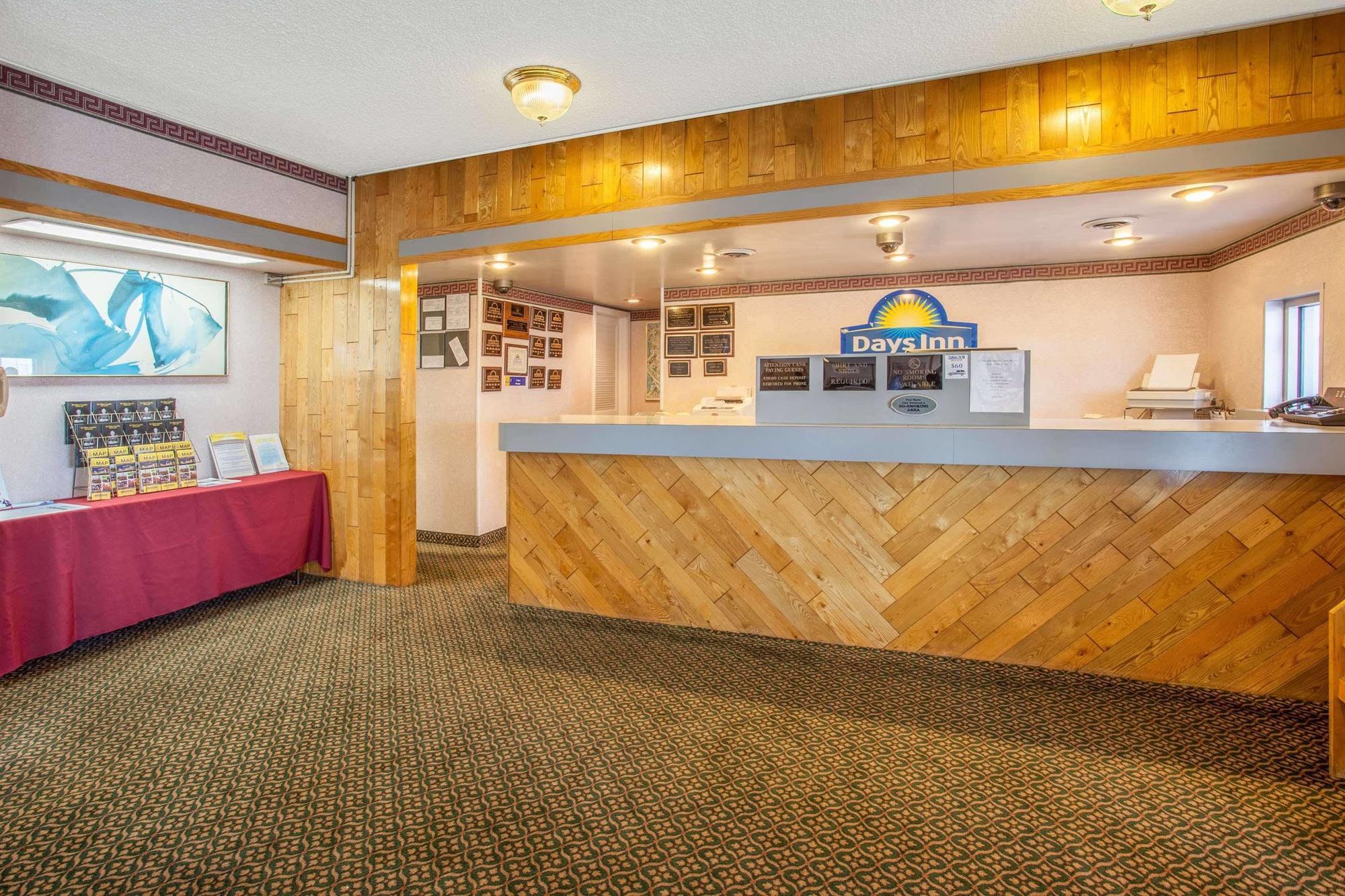 Americas Best Value Inn St. Joseph At I-29 מראה חיצוני תמונה