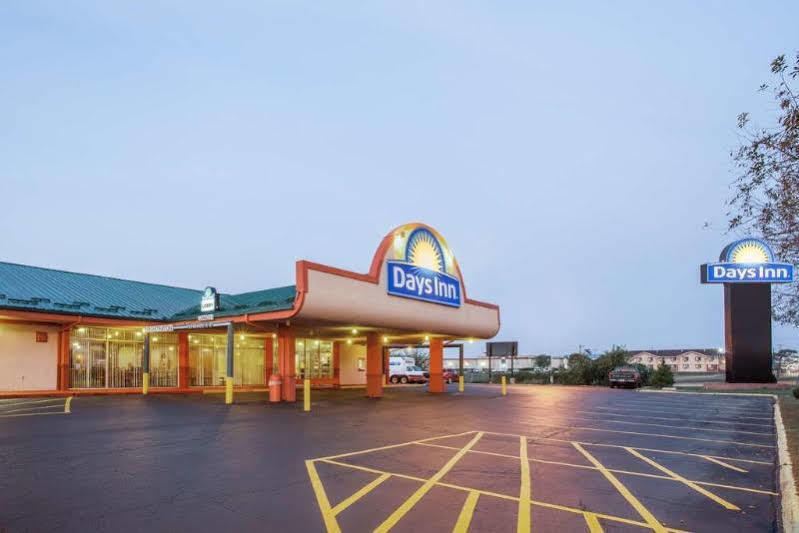 Americas Best Value Inn St. Joseph At I-29 מראה חיצוני תמונה